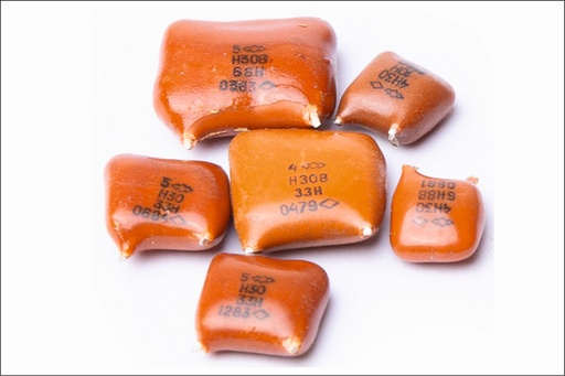 [113-210-009] Capacitors–PdPt – KM red H30 / D / E