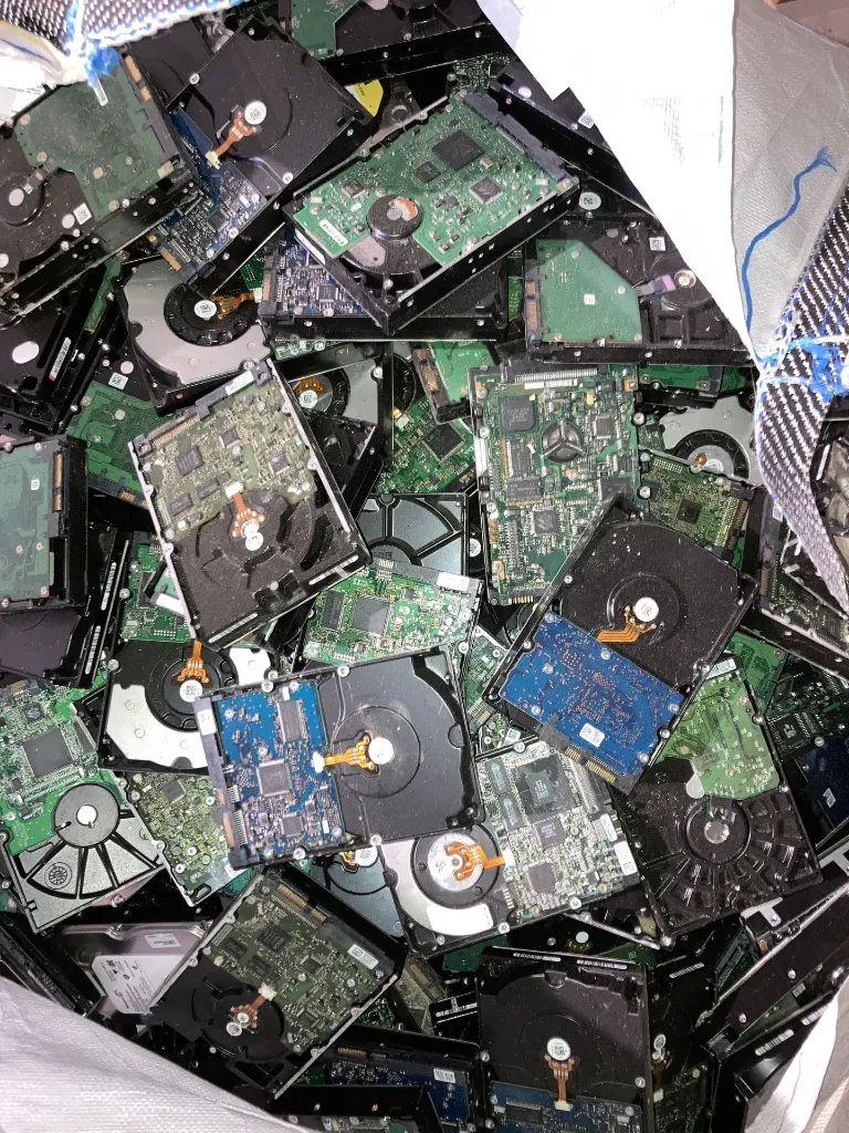 [141-110-001] HDD с PCB, SATA