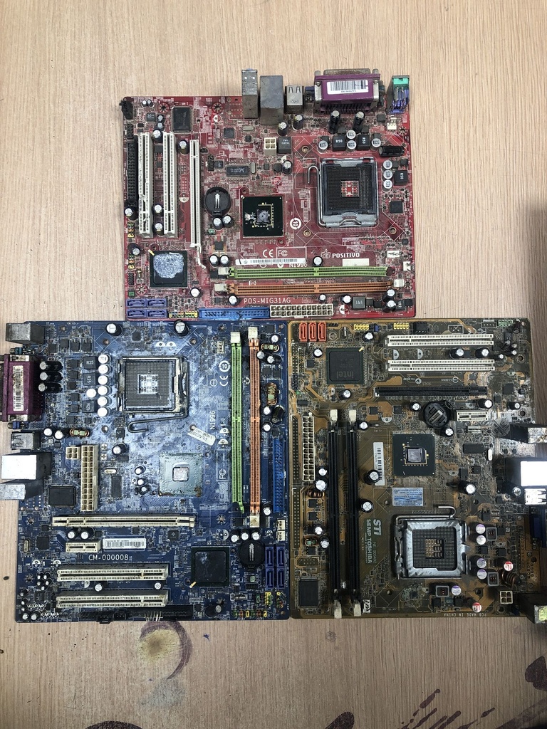  Motherboards "new" 1 BGA boards colour